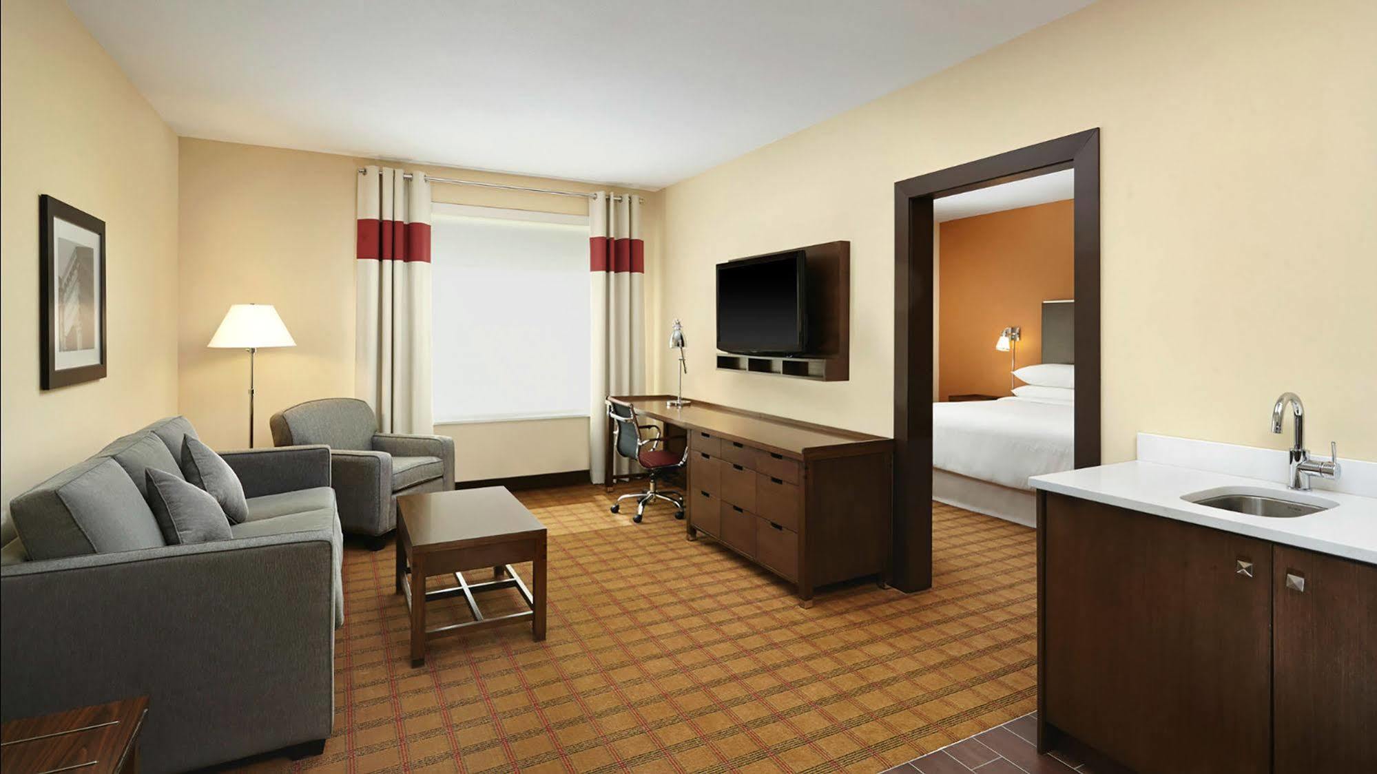 Four Points By Sheraton Edmonton International Airport Nisku Exterior foto
