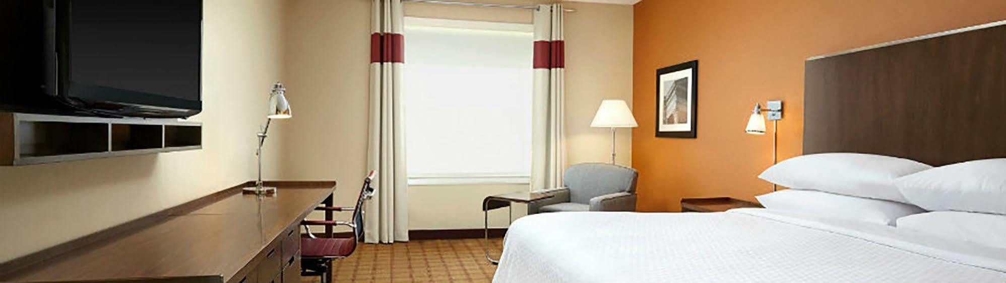 Four Points By Sheraton Edmonton International Airport Nisku Exterior foto